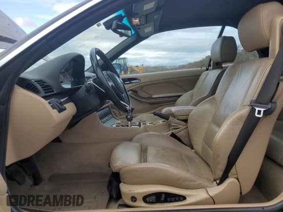 2001 BMW 3 Series 330Ci с VIN WBABS53401EV87980, выставлен на аукционе Copart как лот 82397555 с пробегом 116 348 миль миль и Списание • Salvage title. История ставок и продаж доступна на DreamBid. Изображение 7.