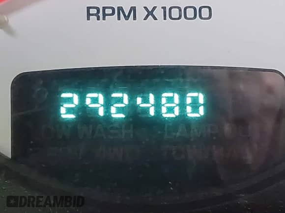 2005 Dodge 2500 SLT z VIN 3D7KS28C55G753321, wystawiony jako IAAI lot #41617859 z przebiegiem 292 480 mil mil oraz . Historia ofert i sprzedaży dostępna na DreamBid. Obrazek 15.