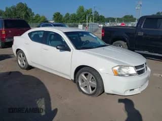 2008 Dodge Avenger with VIN 1B3LC46R78N238011, listed as a IAAI auction lot 42769058 with 198,971 mi miles and . Bid and sale history available at DreamBid. Image 1.