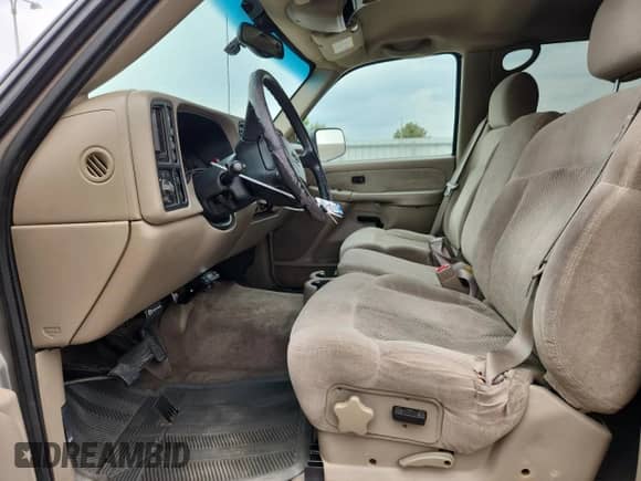 2002 Chevrolet Silverado 2500HD LS с VIN 1GCHK23U12F154935, выставлен на аукционе Copart как лот 70275405 с пробегом 334 991 миль миль и Списание • Salvage title. История ставок и продаж доступна на DreamBid. Изображение 7.