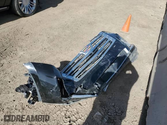 2017 Cadillac Escalade Platinum with VIN 1GYS4DKJ8HR314197, listed as a Copart auction lot 56509365 with 148,400 mi miles and Salvage title. Bid and sale history available at DreamBid. Image 13.