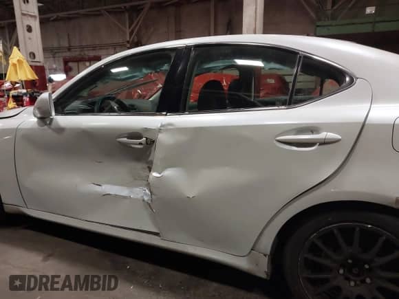 2006 Lexus IS 250 with VIN JTHBK262X62005211, listed as a IAAI auction lot 41582019 with 210,879 mi miles and . Bid and sale history available at DreamBid. Image 17.