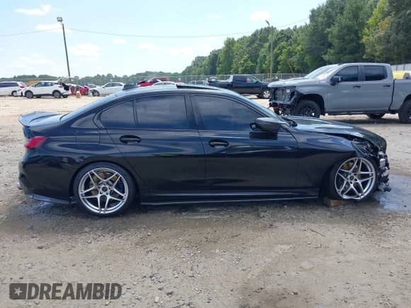 2022 BMW 3 Series M340i z VIN 3MW5U7J06N8C25602, wystawiony jako IAAI lot #43132526 z przebiegiem 73 771 mil mil oraz . Historia ofert i sprzedaży dostępna na DreamBid. Obrazek 13.