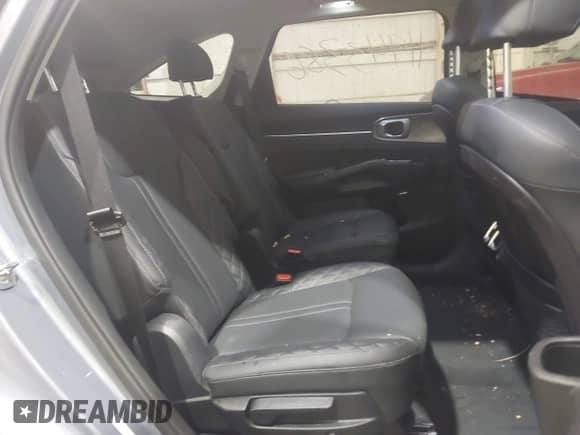 2022 Kia Sorento SX with VIN 5XYRK4LFXNG077582, listed as a IAAI auction lot 41943386 with 20,744 mi miles and . Bid and sale history available at DreamBid. Image 8.