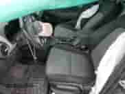 2020 Hyundai Kona SEL z VIN KM8K22AA3LU515265, wystawiony jako Copart lot #63422635 z przebiegiem 83 814 mil mil oraz Szkoda całkowita • Salvage title. Historia ofert i sprzedaży dostępna na DreamBid. Obrazek 7.