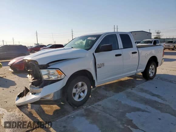 2019 Ram 1500 Express z VIN 1C6RR6FG8KS712565, wystawiony jako Copart lot #71266675 z przebiegiem 56 823 mil mil oraz Czysty tytuł • Clean title. Historia ofert i sprzedaży dostępna na DreamBid. Obrazek 1.