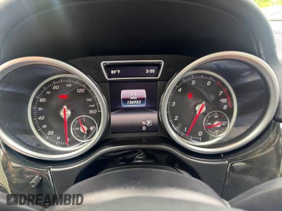 2017 Mercedes-Benz GLS 450 z VIN 4JGDF6EE6HA746672, wystawiony jako Copart lot #63854425 z przebiegiem 136 953 mil mil oraz Czysty tytuł • Clean title. Historia ofert i sprzedaży dostępna na DreamBid. Obrazek 8.