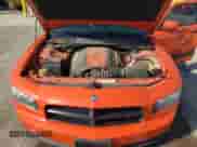 2008 Dodge Charger R/T z VIN 2B3LA53H68H202701, wystawiony jako Copart lot #84745695 z przebiegiem 124 130 mil mil oraz Szkoda całkowita • Salvage title. Historia ofert i sprzedaży dostępna na DreamBid. Obrazek 11.
