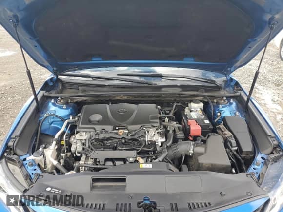 2020 Toyota Camry LE z VIN 4T1C11AK2LU306688, wystawiony jako Copart lot #82510505 z przebiegiem 104 108 mil mil oraz Szkoda całkowita • Salvage title. Historia ofert i sprzedaży dostępna na DreamBid. Obrazek 11.