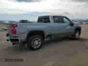 2024 Chevrolet Silverado 3500HD LTZ z VIN 2GC4YUEYXR1127243, wystawiony jako Copart lot #56575265 z przebiegiem 50 640 mil mil oraz Szkoda całkowita • Salvage title. Historia ofert i sprzedaży dostępna na DreamBid. Obrazek 3.
