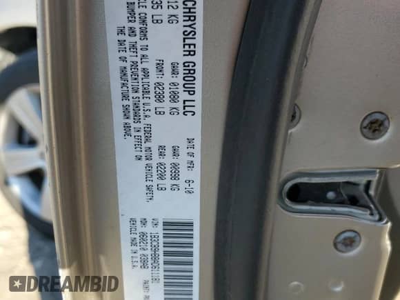 2010 Dodge Caliber Uptown z VIN 1B3CB9HB8AD611181, wystawiony jako Copart lot #86784104 z przebiegiem 119 103 mil mil oraz Szkoda całkowita • Salvage title. Historia ofert i sprzedaży dostępna na DreamBid. Obrazek 13.