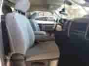 2019 Ram 1500 Express z VIN 3C6JR6AG6KG675995, wystawiony jako Copart lot #56966444 z przebiegiem 97 743 mil mil oraz Szkoda całkowita • Salvage title. Historia ofert i sprzedaży dostępna na DreamBid. Obrazek 10.