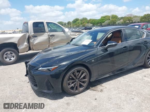 2025 Lexus IS 350 F Sport z VIN JTHBZ1B2XS5084514, wystawiony jako IAAI lot #42125934 z przebiegiem 2 200 mil mil oraz . Historia ofert i sprzedaży dostępna na DreamBid. Obrazek 2.