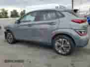 2023 Hyundai Kona SE с VIN KM8K23AG4PU183823, выставлен на аукционе Copart как лот 70840405 с пробегом 69 856 миль миль и Списание • Salvage title. История ставок и продаж доступна на DreamBid. Изображение 2.