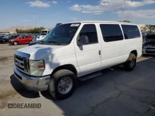 2013 Ford Econoline Cargo z VIN 1FDNE3BLXDDA60281, wystawiony jako Copart lot #63598215 z przebiegiem 128 780 mil mil oraz Szkoda całkowita • Salvage title. Historia ofert i sprzedaży dostępna na DreamBid. Obrazek 1.
