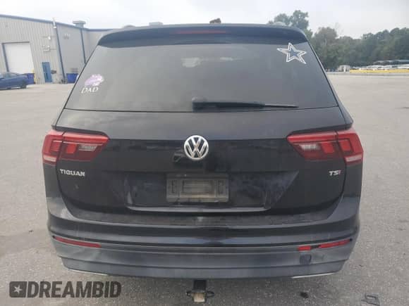2018 Volkswagen Tiguan S с VIN 3VV1B7AX6JM037461, выставлен на аукционе Copart как лот 81704745 с пробегом 102 243 миль миль и Списание • Salvage title. История ставок и продаж доступна на DreamBid. Изображение 6.