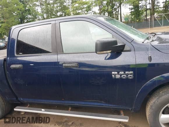 2014 Ram 1500 Big Horn z VIN 1C6RR7LG2ES368908, wystawiony jako IAAI lot #42668839 z przebiegiem 84 515 mil mil oraz . Historia ofert i sprzedaży dostępna na DreamBid. Obrazek 13.