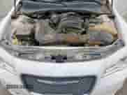 2018 Chrysler 300 Limited с VIN 2C3CCAEG8JH324413, выставлен на аукционе Copart как лот 63115245 с пробегом 98 537 миль миль и Списание • Salvage title. История ставок и продаж доступна на DreamBid. Изображение 11.