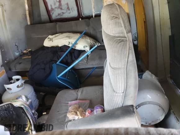 1989 Chevrolet Chevy Van с VIN 1GBEG25K4K7168245, выставлен на аукционе Copart как лот 60162924 с пробегом 22 708 миль миль и Списание • Salvage title. История ставок и продаж доступна на DreamBid. Изображение 10.