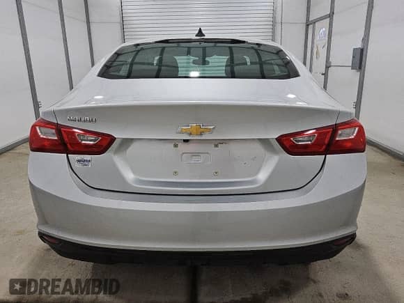 2017 Chevrolet Malibu LS с VIN 1G1ZB5ST8HF180738, выставлен на аукционе Copart как лот 85520175 с пробегом 133 029 миль миль и Чистый • Clean title. История ставок и продаж доступна на DreamBid. Изображение 6.