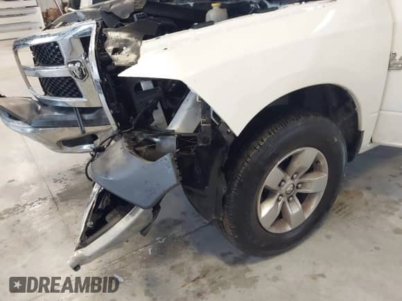 2016 Ram 1500 Tradesman with VIN 1C6RR6FG9GS355498, listed as a IAAI auction lot 43054193 with 39,412 mi miles and . Bid and sale history available at DreamBid. Image 6.