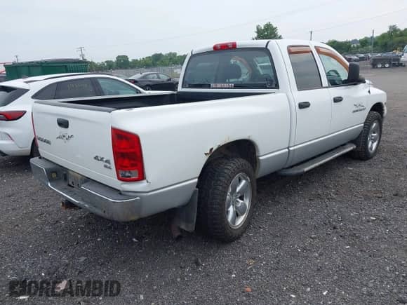 2003 Dodge 1500 ST с VIN 1D7HU18D43J679019, выставлен на аукционе IAAI как лот 42879969 с пробегом 247 309 миль миль и . История ставок и продаж доступна на DreamBid. Изображение 4.