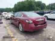 2013 Nissan Maxima SV z VIN 1N4AA5AP9DC825734, wystawiony jako IAAI lot #42375819 z przebiegiem 164 735 mil mil oraz . Historia ofert i sprzedaży dostępna na DreamBid. Obrazek 3.