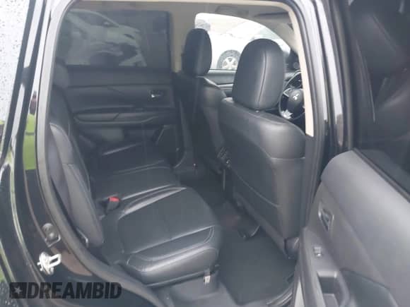 2020 Mitsubishi Outlander SE z VIN JA4AD3A3XLZ030748, wystawiony jako IAAI lot #42352856 z przebiegiem 139 556 mil mil oraz . Historia ofert i sprzedaży dostępna na DreamBid. Obrazek 8.