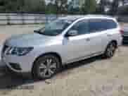 2019 Nissan Pathfinder S with VIN 5N1DR2MN6KC618039, listed as a Copart auction lot 71586925 with 121,977 mi miles and Salvage title. Bid and sale history available at DreamBid. Image 1.