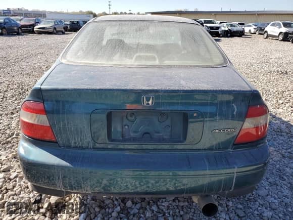 1995 Honda Accord LX с VIN 1HGCD5536SA091467, выставлен на аукционе Copart как лот 80224824 с пробегом 186 314 миль миль и На запчасти • Non repairable. История ставок и продаж доступна на DreamBid. Изображение 6.