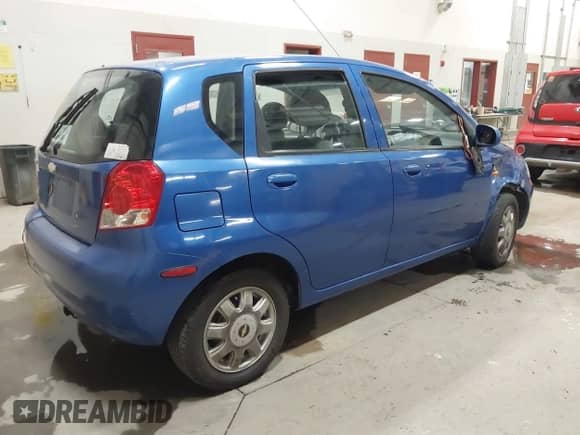 2004 Chevrolet Aveo LS с VIN KL1TJ62674B134536, выставлен на аукционе IAAI как лот 42576526 с пробегом 86 602 миль миль и . История ставок и продаж доступна на DreamBid. Изображение 4.