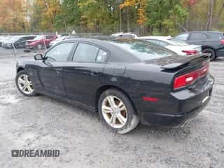 2011 Dodge Charger RT with VIN 2B3CM5CT0BH549055, listed as a IAAI auction lot 43401012 with 125,995 mi miles and . Bid and sale history available at DreamBid. Image 3.