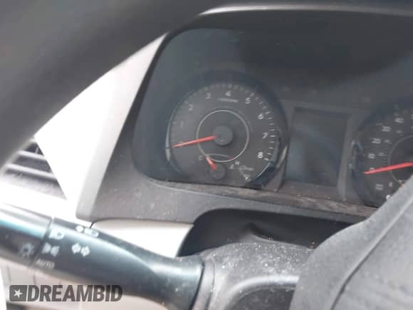 2017 Toyota Sienna LE Auto Access Seat с VIN 5TDKZ3DC9HS856281, выставлен на аукционе IAAI как лот 41845009 с пробегом Не указан миль и . История ставок и продаж доступна на DreamBid. Изображение 7.