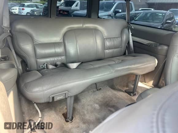 1999 Chevrolet Tahoe с VIN 3GNEK18R8XG179779, выставлен на аукционе Copart как лот 69854755 с пробегом 234 988 миль миль и Чистый • Clean title. История ставок и продаж доступна на DreamBid. Изображение 6.
