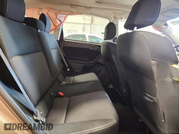 2015 Subaru Forester Premium z VIN JF2SJADC1FH541067, wystawiony jako Copart lot #70284455 z przebiegiem 155 432 mil mil oraz Nie do naprawy • Non repairable. Historia ofert i sprzedaży dostępna na DreamBid. Obrazek 10.