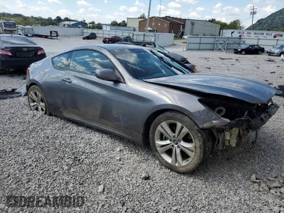 2011 Hyundai Genesis Coupe R-Spec с VIN KMHHT6KD8BU064467, выставлен на аукционе Copart как лот 72417114 с пробегом Не указан миль и Списание • Salvage title. История ставок и продаж доступна на DreamBid. Изображение 4.