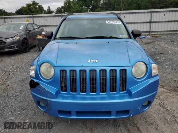 2008 Jeep Compass Sport с VIN 1J8FT470X8D729747, выставлен на аукционе Copart как лот 67295745 с пробегом 213 243 миль миль и Списание • Salvage title. История ставок и продаж доступна на DreamBid. Изображение 5.