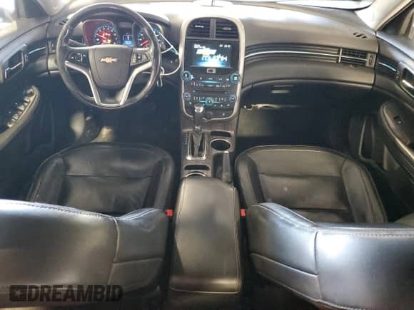 2015 Chevrolet Malibu LTZ with VIN 1G11F5SL8FF203529, listed as a Copart auction lot 82562415 with 176,002 mi miles and Clean title. Bid and sale history available at DreamBid. Image 8.