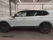 2024 Volkswagen Tiguan SE с VIN 3VV2B7AX4RM035238, выставлен на аукционе IAAI как лот 41222379 с пробегом 33 445 миль миль и . История ставок и продаж доступна на DreamBid. Изображение 14.