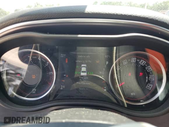 2017 Dodge Challenger SXT Plus с VIN 2C3CDZAG0HH555480, выставлен на аукционе Copart как лот 65211604 с пробегом 162 476 миль миль и Списание • Salvage title. История ставок и продаж доступна на DreamBid. Изображение 9.