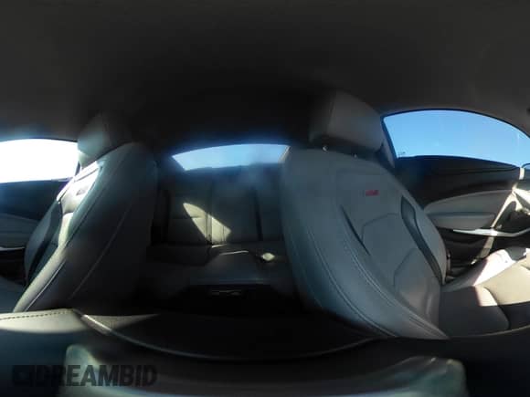 2018 Chevrolet Camaro 2SS z VIN 1G1FH1R78J0108224, wystawiony jako IAAI lot #43204029 z przebiegiem 28 372 mil mil oraz . Historia ofert i sprzedaży dostępna na DreamBid. Obrazek 18.