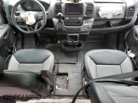 2023 Ram ProMaster Cargo z VIN 3C6LRVBG3PE552692, wystawiony jako Copart lot #49185205 z przebiegiem 17 952 mil mil oraz Szkoda całkowita • Salvage title. Historia ofert i sprzedaży dostępna na DreamBid. Obrazek 8.