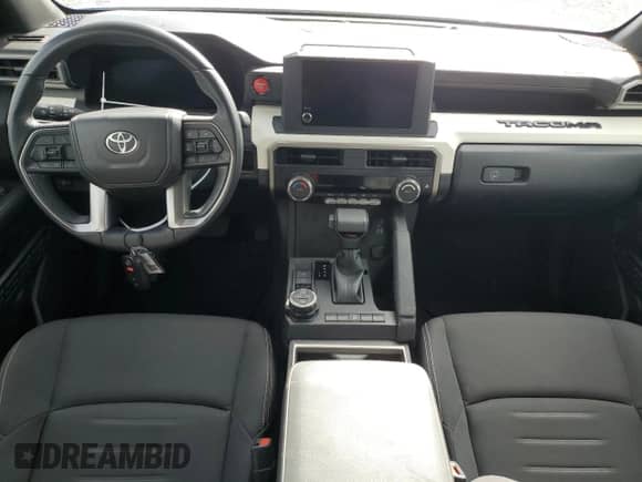 2024 Toyota Tacoma TRD Off Road with VIN 3TMLB5JN6RM029446, listed as a Copart auction lot 86650705 with 27,292 mi miles and Clean title. Bid and sale history available at DreamBid. Image 8.
