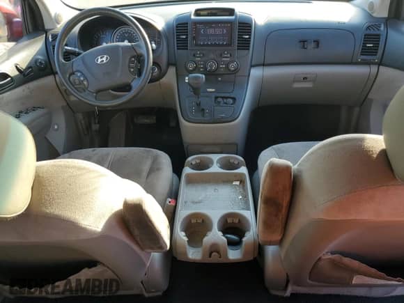 2008 Hyundai Entourage GLS с VIN KNDMC233986051225, выставлен на аукционе Copart как лот 72537714 с пробегом 173 143 миль миль и Списание • Salvage title. История ставок и продаж доступна на DreamBid. Изображение 8.