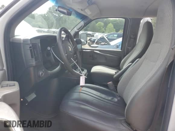 2012 Chevrolet Express Passenger 1LT с VIN 1GAZG1FGXC1175473, выставлен на аукционе Copart как лот 55513975 с пробегом 204 038 миль миль и Списание • Salvage title. История ставок и продаж доступна на DreamBid. Изображение 7.