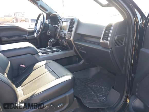 2018 Ford F-150 XL z VIN 1FTEW1E5XJFE53720, wystawiony jako IAAI lot #43494481 z przebiegiem 55 046 mil mil oraz . Historia ofert i sprzedaży dostępna na DreamBid. Obrazek 5.