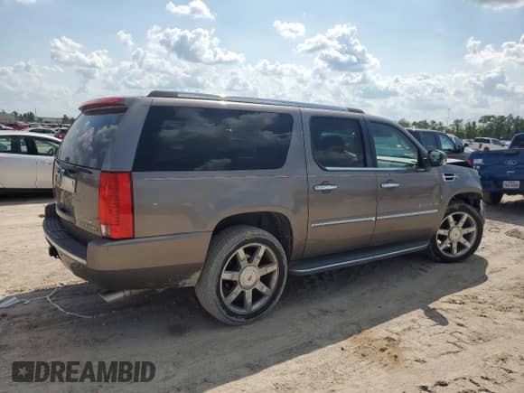 2012 Cadillac Escalade ESV Luxury с VIN 1GYS3HEF9CR263884, выставлен на аукционе Copart как лот 71485034 с пробегом 153 516 миль миль и Списание • Salvage title. История ставок и продаж доступна на DreamBid. Изображение 3.