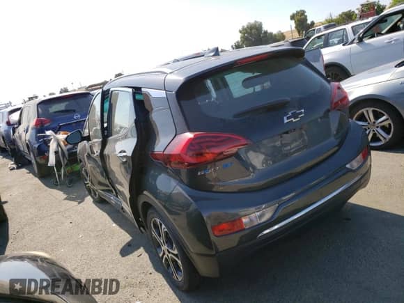2018 Chevrolet Bolt EV Premier z VIN 1G1FX6S09J4135406, wystawiony jako Copart lot #60585853 z przebiegiem 30 271 mil mil oraz . Historia ofert i sprzedaży dostępna na DreamBid. Obrazek 2.