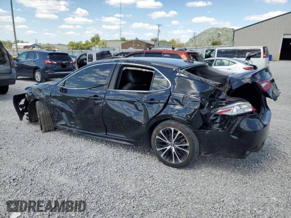 2019 Toyota Camry LE с VIN 4T1B11HK7KU741576, выставлен на аукционе Copart как лот 71667015 с пробегом 101 333 миль миль и Списание • Salvage title. История ставок и продаж доступна на DreamBid. Изображение 2.