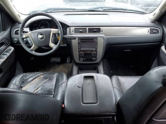 2014 Chevrolet Silverado 3500HD LTZ с VIN 1GC4K1C80EF120193, выставлен на аукционе Copart как лот 64184615 с пробегом Не указан миль и Чистый • Clean title. История ставок и продаж доступна на DreamBid. Изображение 8.